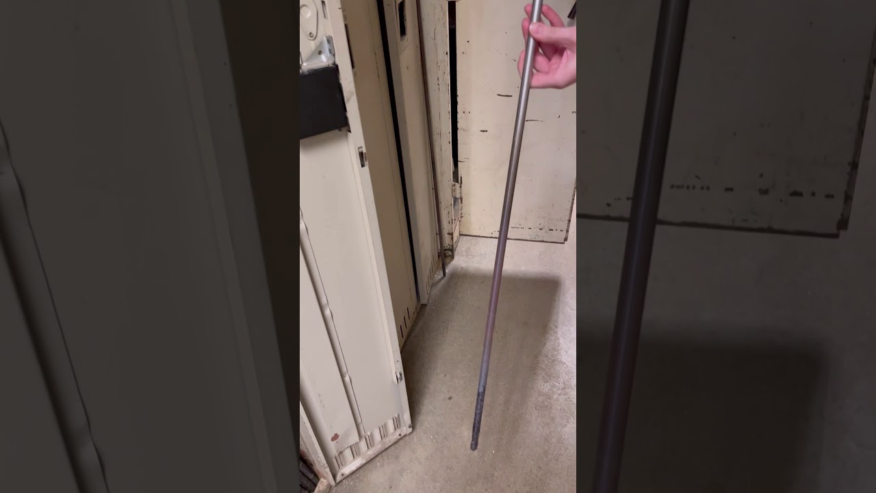 Beginning Hot Glass: Punty Locker