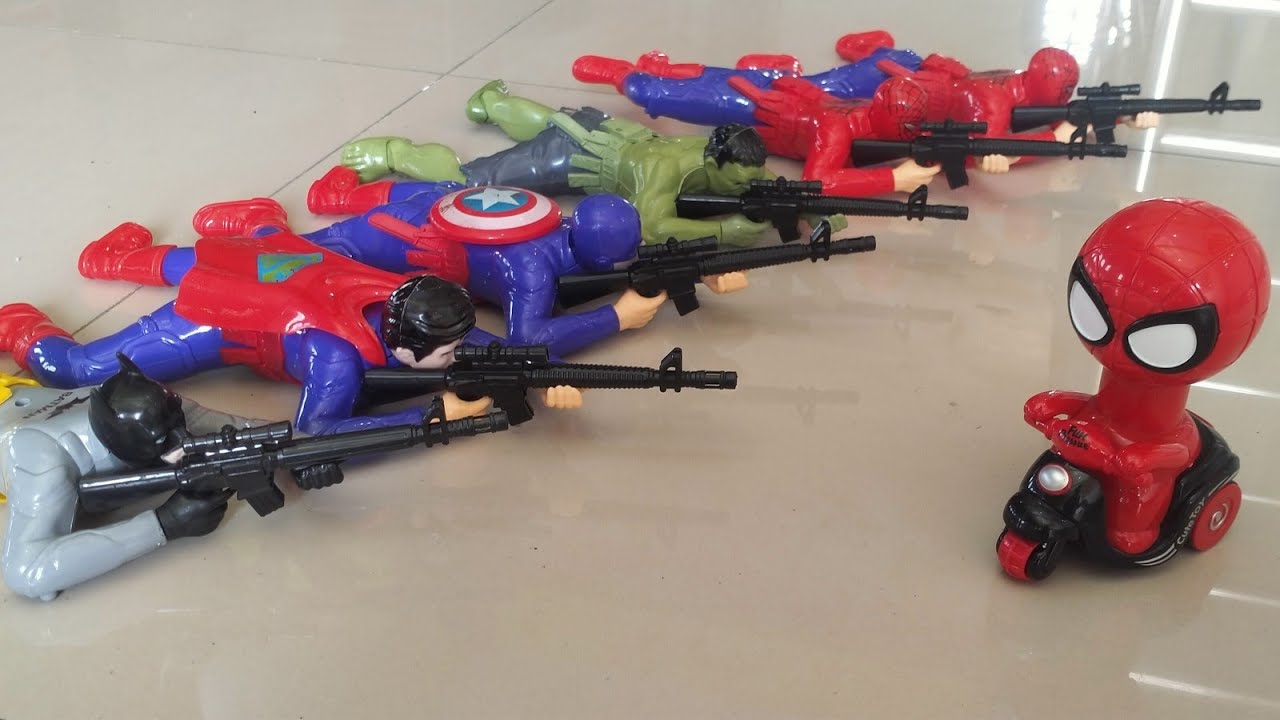 CAPTAIN AMERICA HULK BATMAN SPIDERMAN SUPERMAN ARMYS