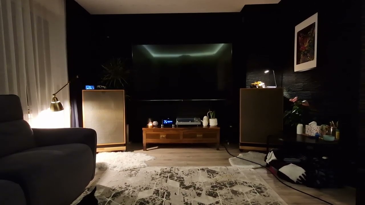Klipsch Cornwall 4, NAD M10, Joe Bonamassa