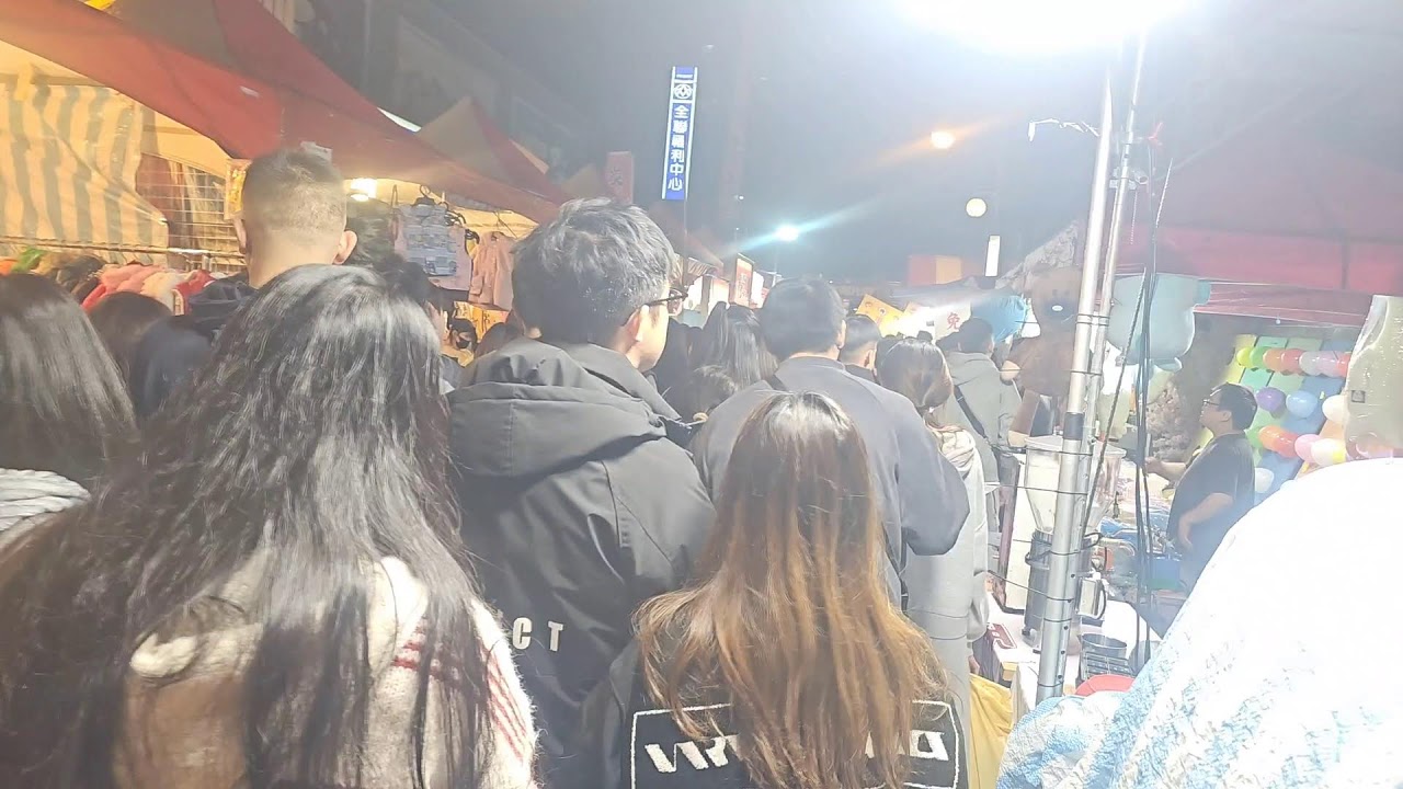 直播2026台中天津年貨大街夜市(台中五分埔)到地小吃美食#台網TNTV中網CTTV華網TVTV中華網TVCS陸視MLTV陸網TVTS民網TVPS