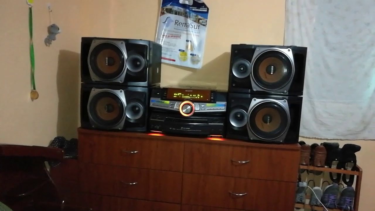 Stereo love (original) - SONY FST ZUX9    ||     vs Aiwa xh1000 - Rodrigo Garcia - México
