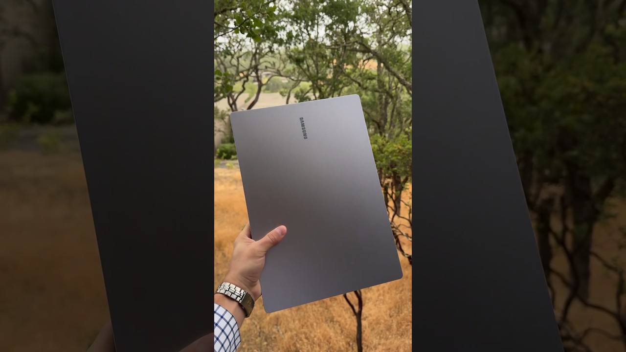 The Galaxy Book 4 Edge from @SamsungUS is here with the new @snapdragon X Elite chip!!