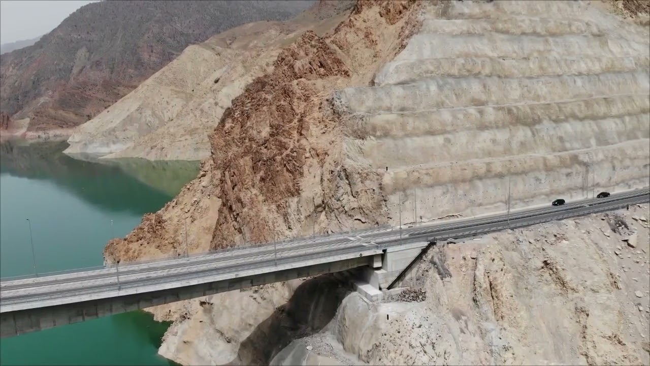 Dağda ki hareketlilik nedeniyle bu seferde köprü risk altında.