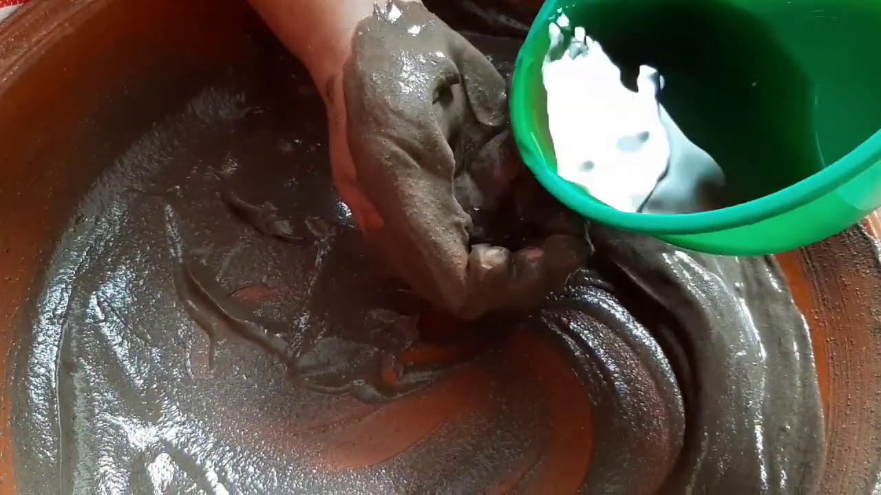 الغسول المغربي المسقي بالاعشاب لشعر  و البشرة بالطريقة سهله🥰