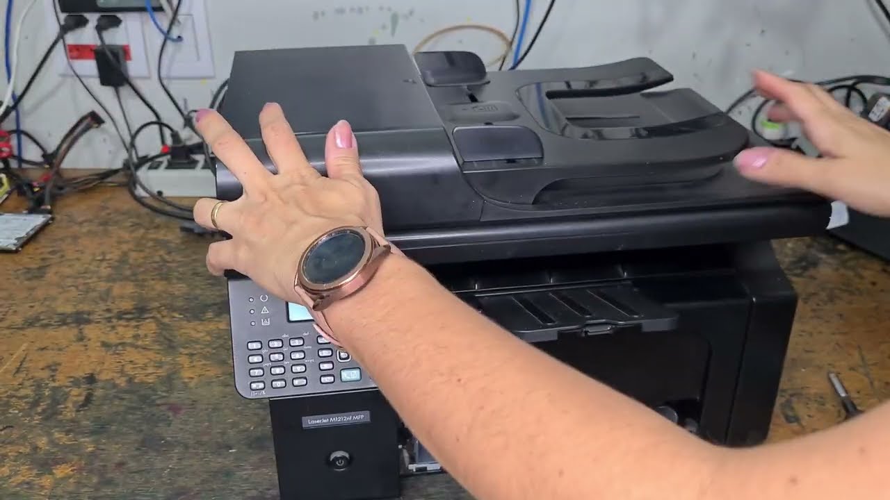 Como Desmontar HP.laserjet M1212nf. Vídeo acelerado
