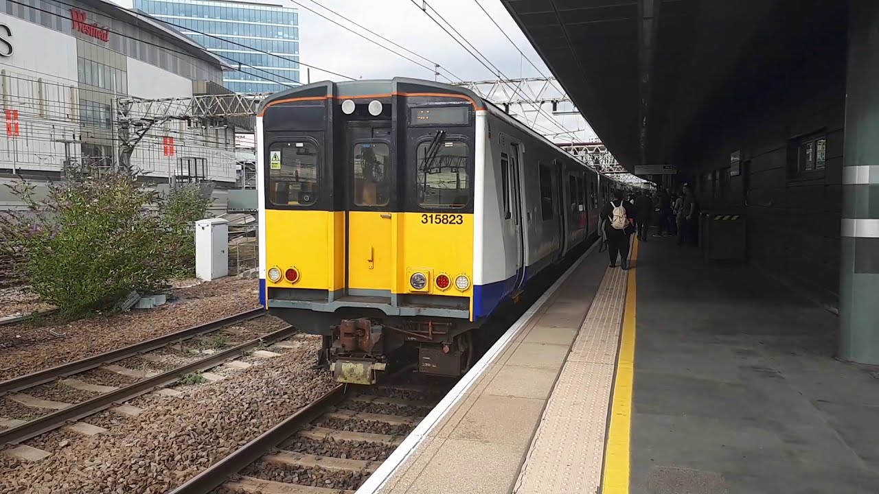 Rush Hour Trains at Stratford 2018