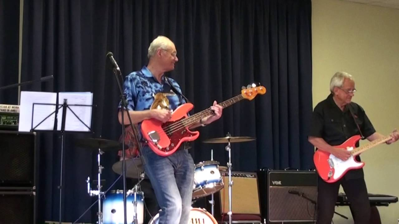 Gyspy woman. Lennart Clerwall and friends. Scarborough Gala 2016