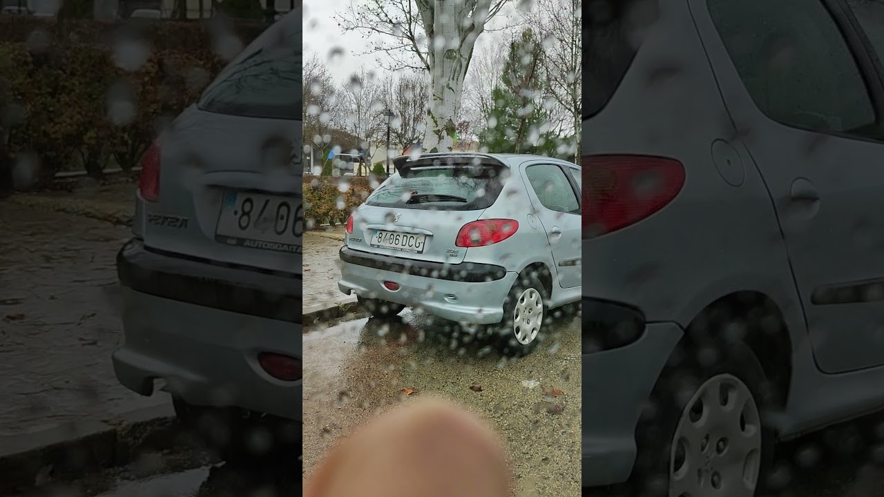 Estacionamiento en línea a la izquierda
