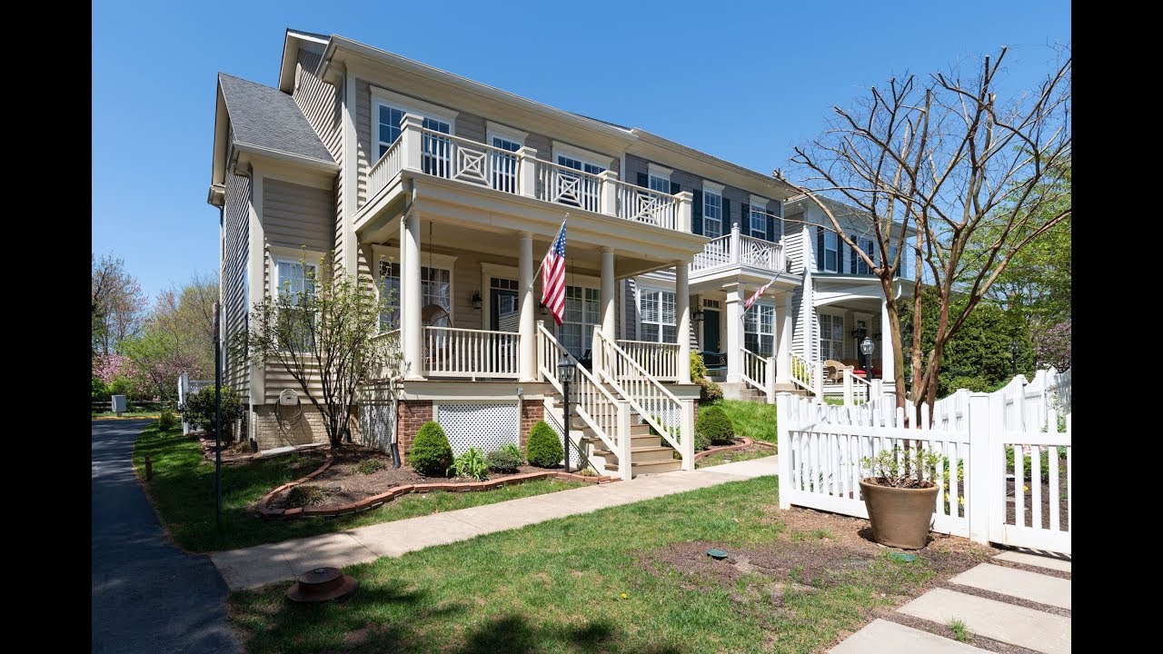518 Gentlewood Sq  Purcellville, VA 20132