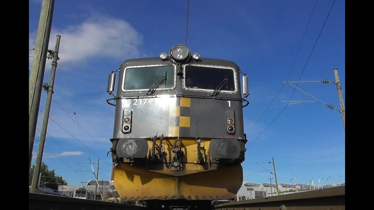 El 14. Impressions of a Locomotive.