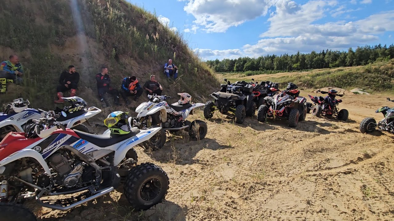 Quadowy Trip w koło komina. #quad #enduro #atv 