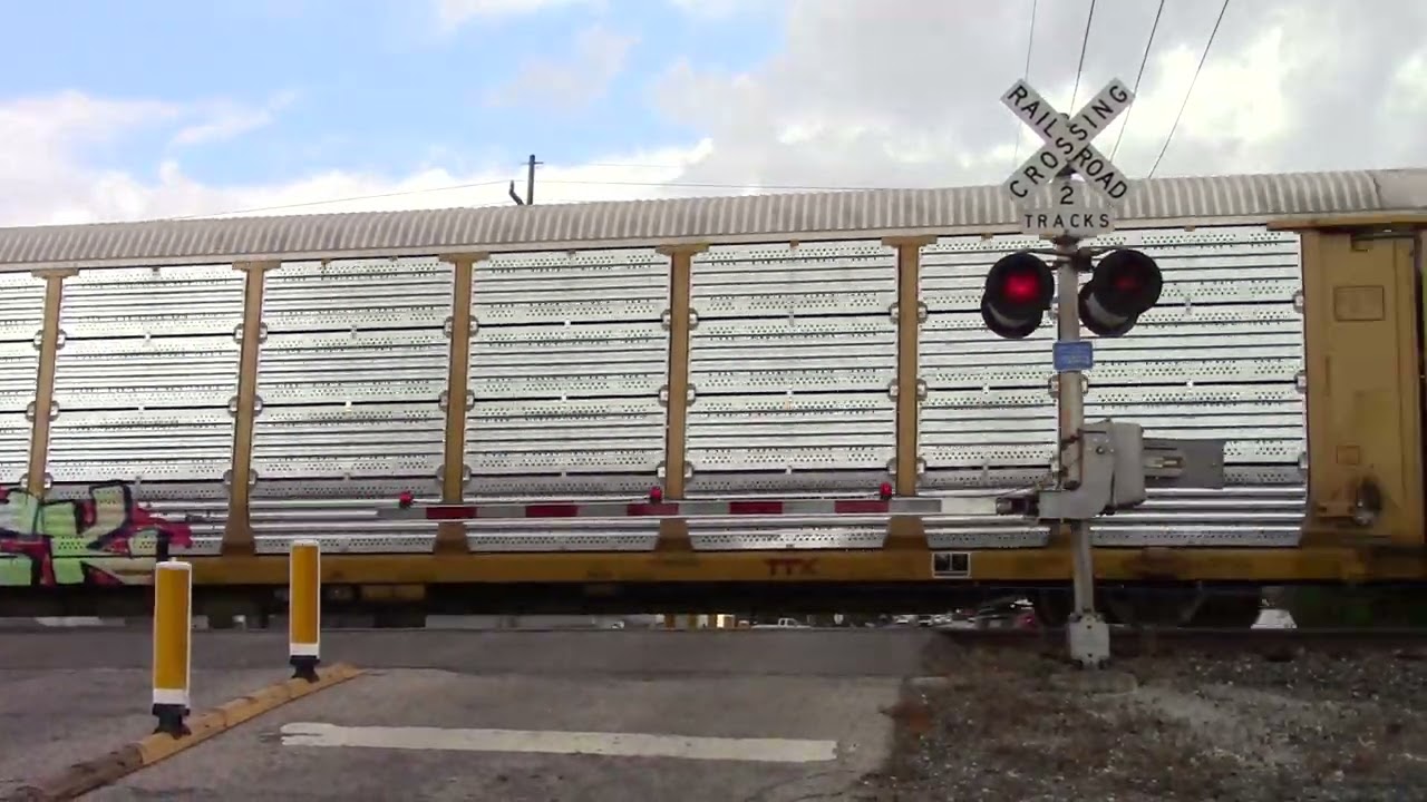 UP 6599 West in Mishawaka, IN 11/5/25