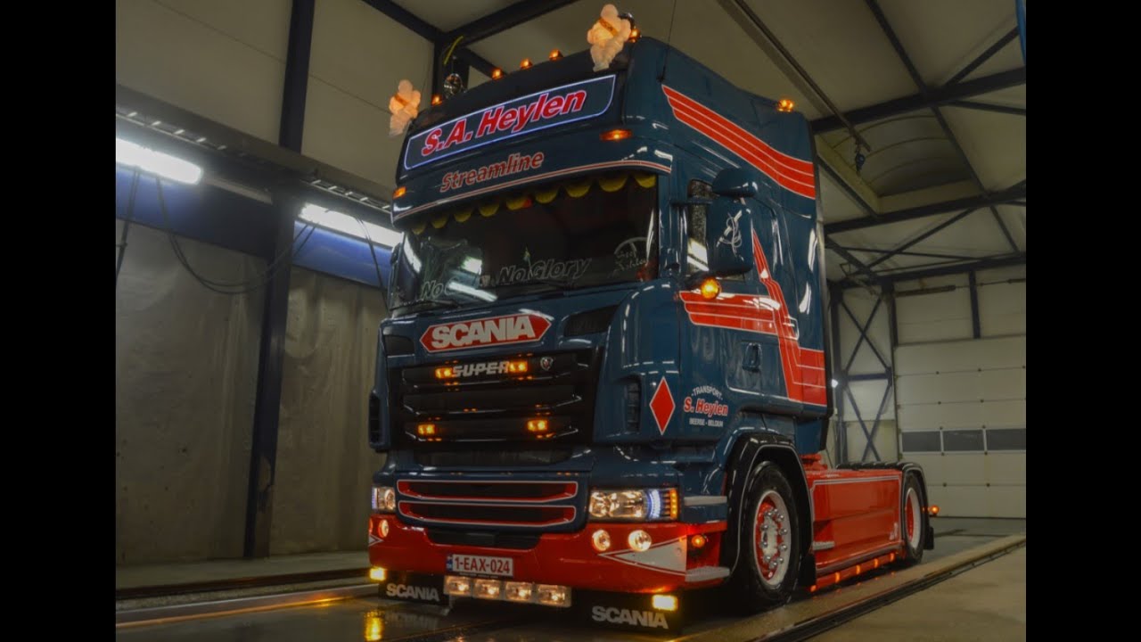 Scania V8 Filmmix
Jan Mues en S.A. Heylen  bij Truckwash De Groot Staphorst (HD)