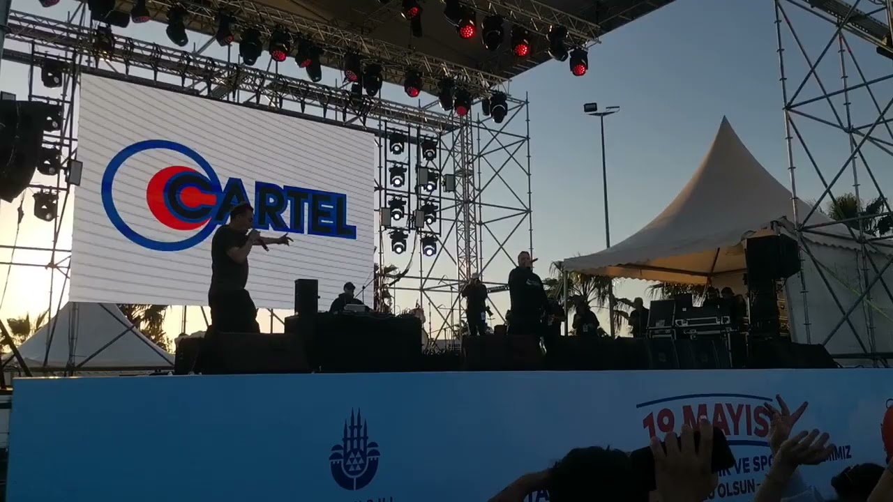 Erci E & Kabus Kerim (Cartel) - Bin Arabama (Canlı Performans)