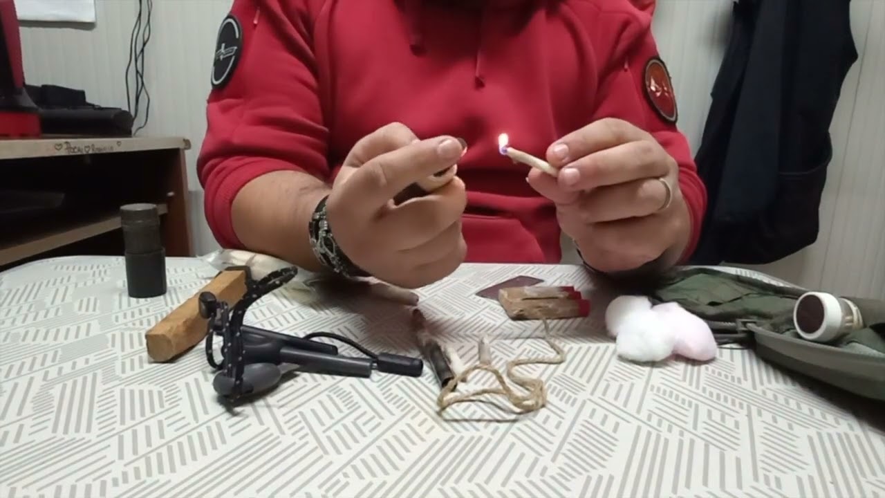 Bushcraft fire kit
