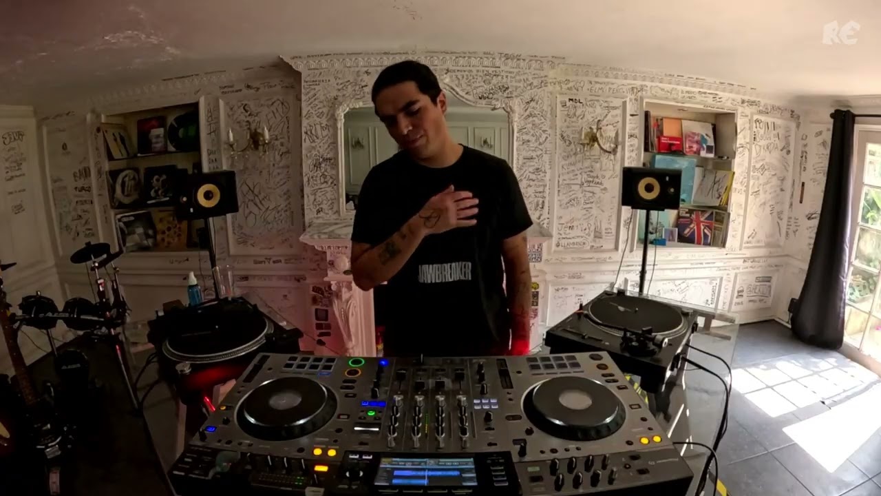 Radio Basura Presenta: La Hora Alternachida by Pato Gaudelli 