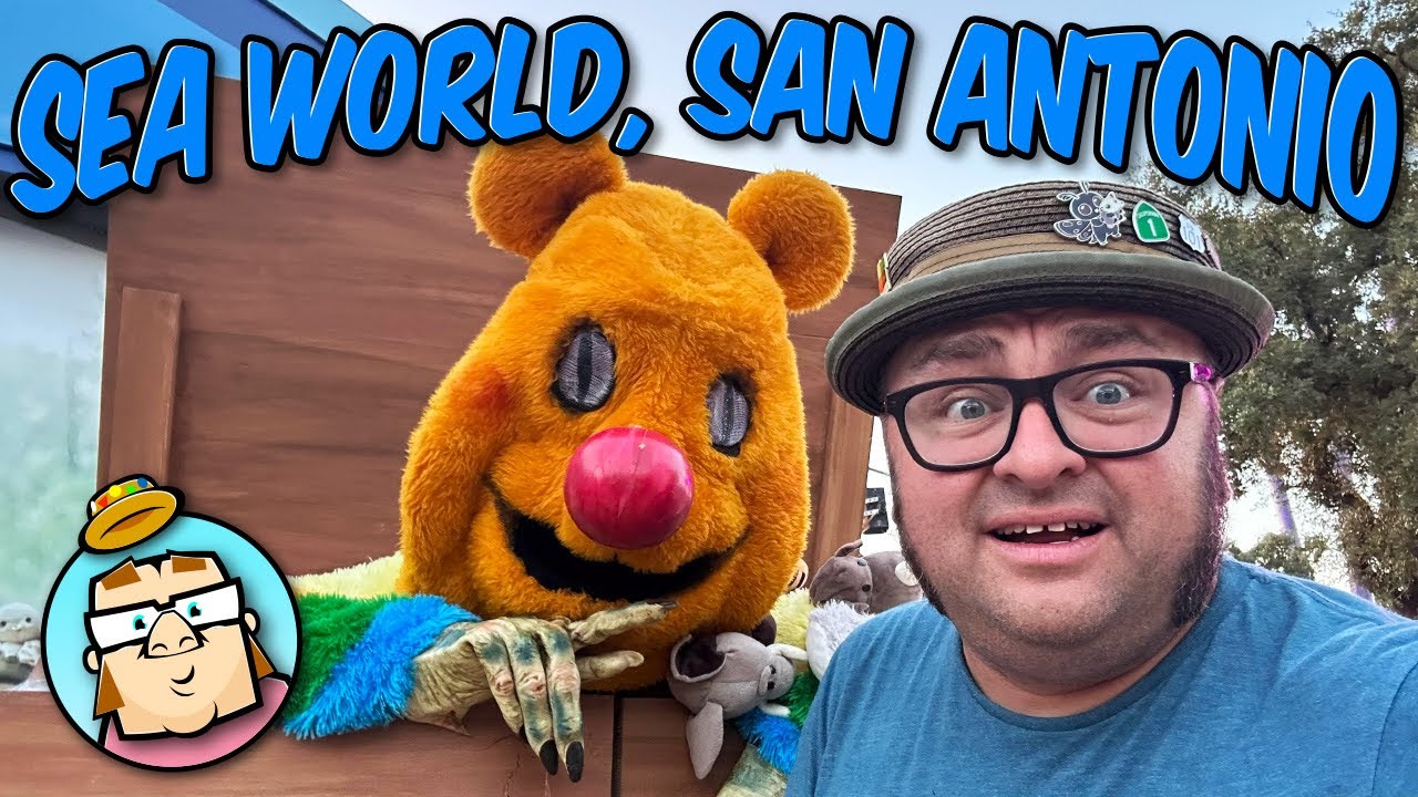 Sea World San Antonio - Baby Shark and Howl-O-Scream - Every House and Scare Zone - San Antonio, TX