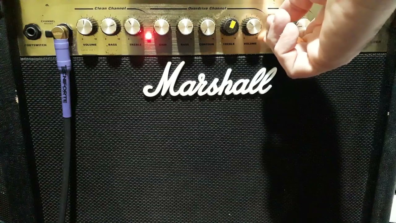 #294 - Coleção de Amplificadores - Marshall MG 30DFX