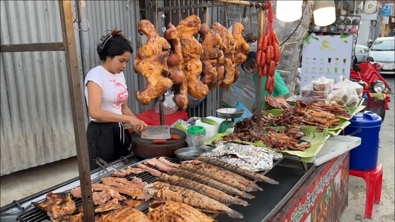 Roadside Cambodian Street Food in Phnom Penh City, Cambodia