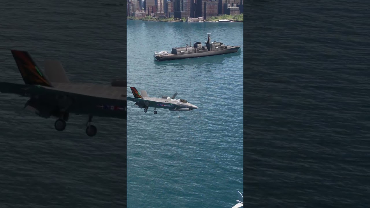 Crazy F-35 US Pilot landing on an Aircraft Carrier #aviation #usa #f35