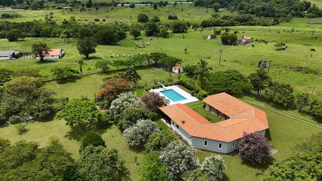 🔴 PORTEIRA FECHADA! Sítio Espetacular com Rio, Trator e Casa de Luxo (5 Alqueires)