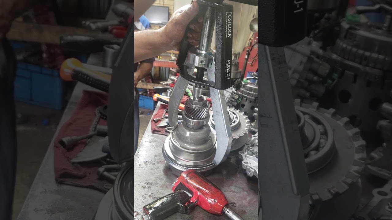 Como quitar la banda delas transmisiones cvt de nissan maxima altima murano