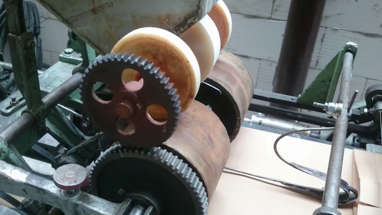 Cross bottom paper bag machine Honsel