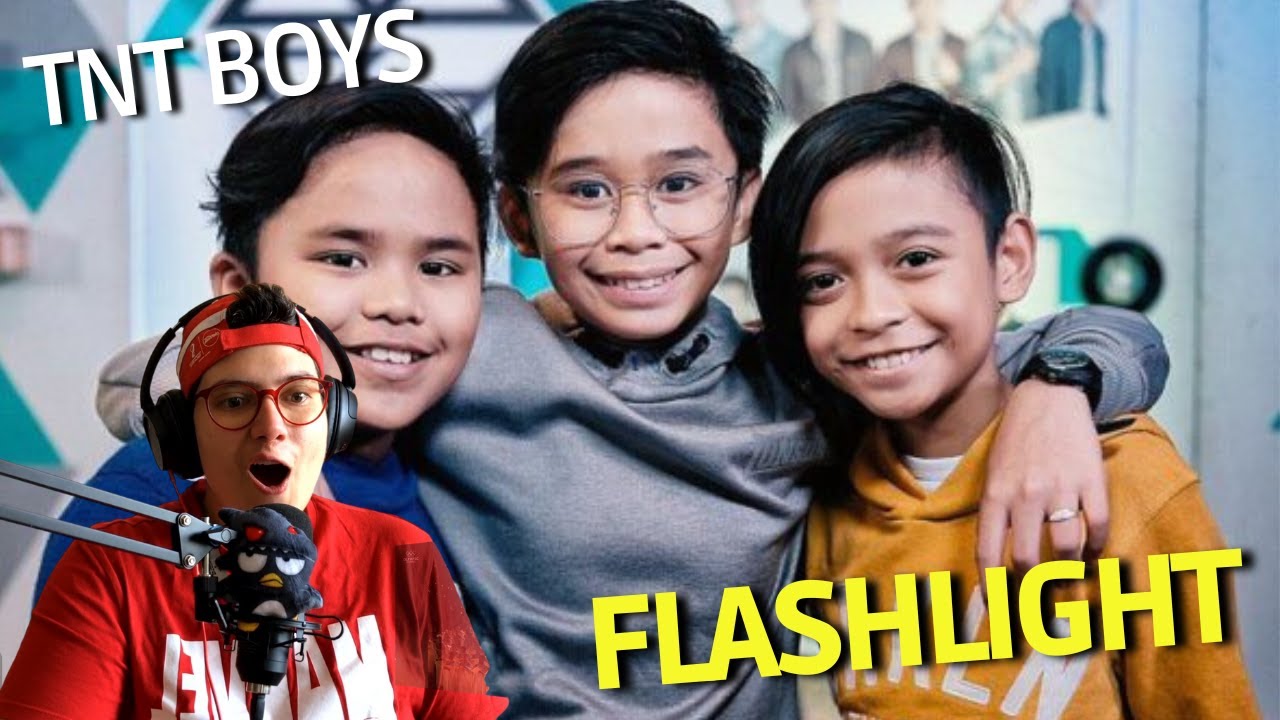 WOW! FIRST TIME REACTION TO TNT BOYS - FLASHLIGHT|| ALEX REACTS