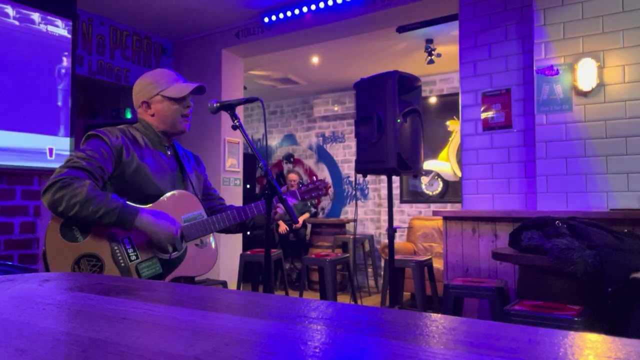 Sunshine poet Live at the jolly brewer   