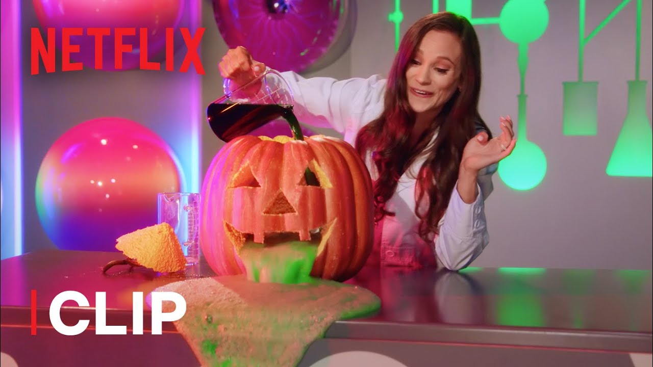 How to Make Pumpkin Barf 🎃👩‍🔬 Emily's Wonder Lab | Netflix Jr