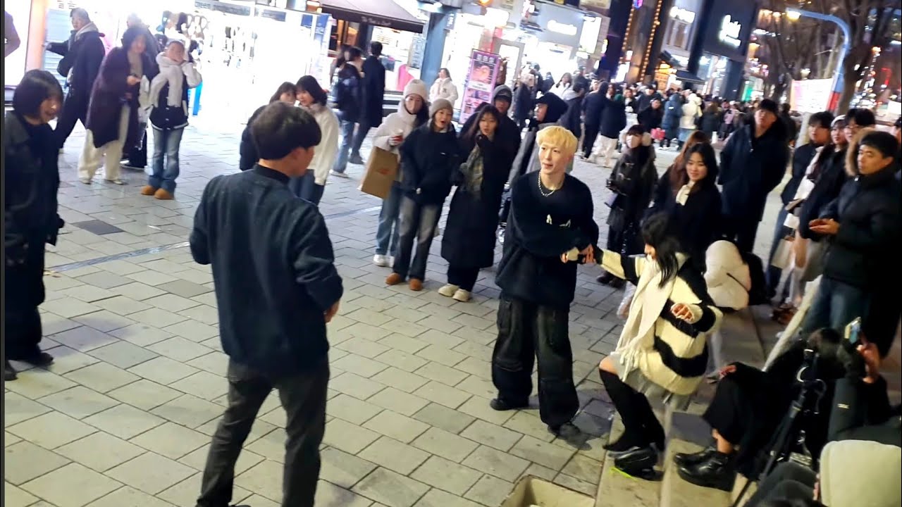 [STREET ARTIST] RECO. INTERACTIVE HONGDAE BUSKING. 231216.