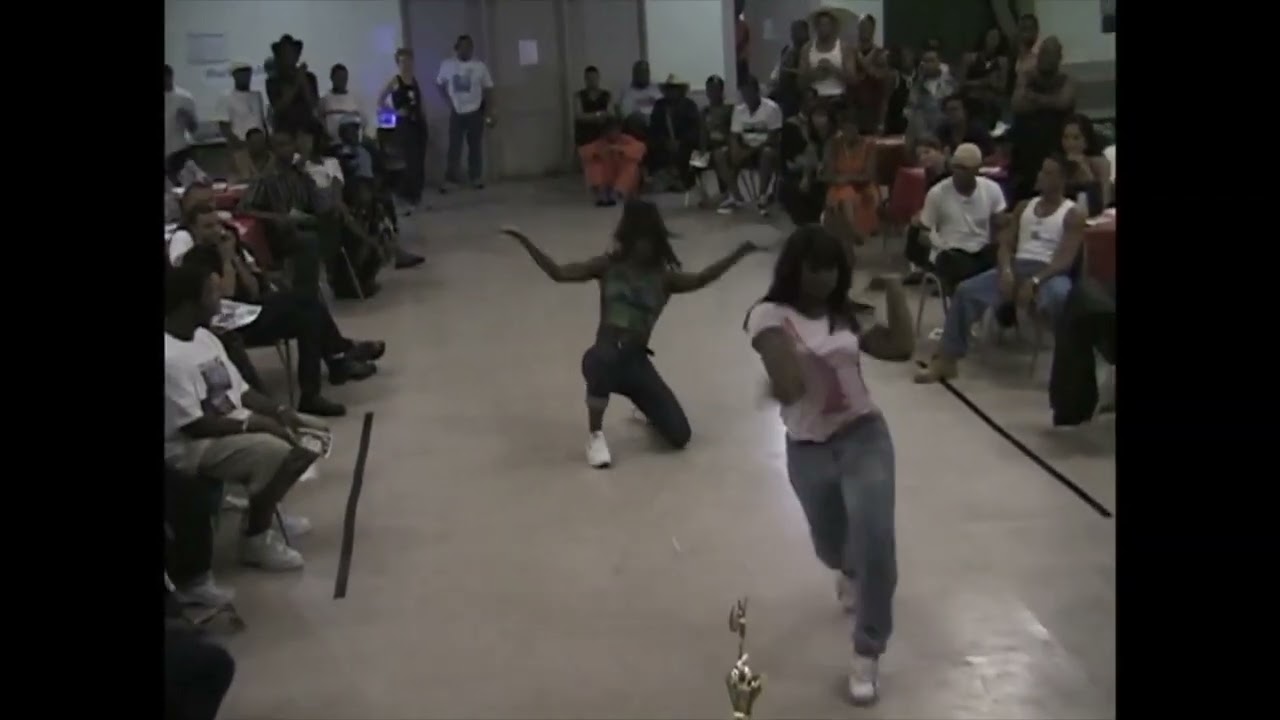 Janese (Infiniti) Zion Vs Monica (Prada) Ford | Black Pride Ball 1999