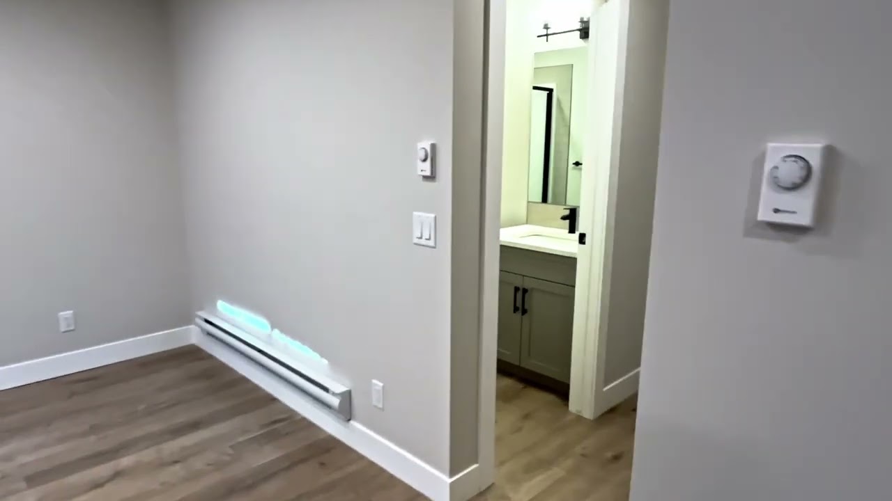 2618R 28 Avenue SW- Lower | RIPPLE PROPERTY MANAGEMENT