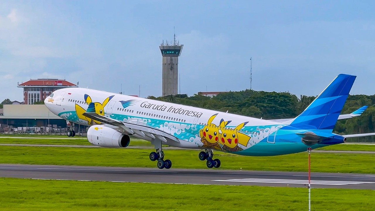 ✈ GREAT Planespotting at Jakarta Soekarno Hatta CGK/WIII
