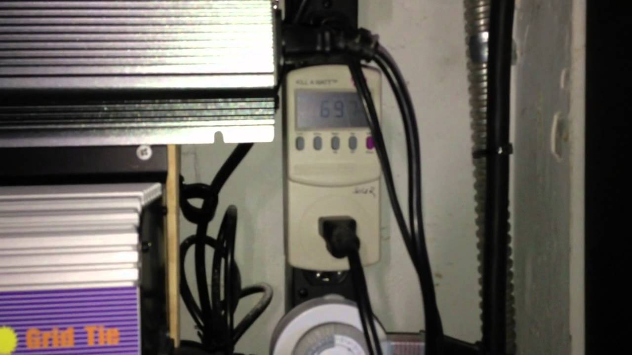 Maxing Out a Windmax Turbine and Solar Panels