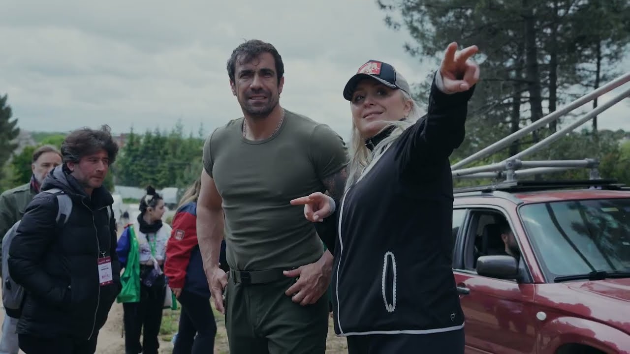 THE WHIRL BACKSTAGE | İbrahim Çelikkol