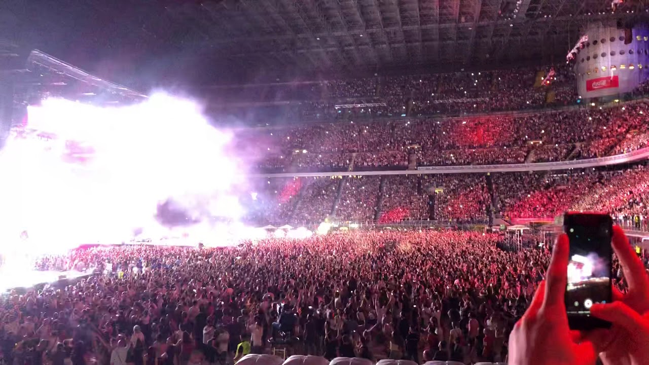 Cesare Cremonini - 50 special live San Siro Milano tour stadi 2018