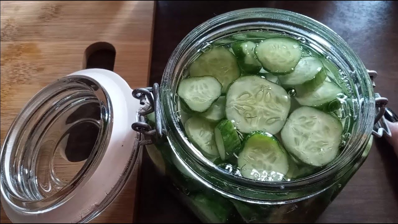 Quick Garlic (claussen) Pickles