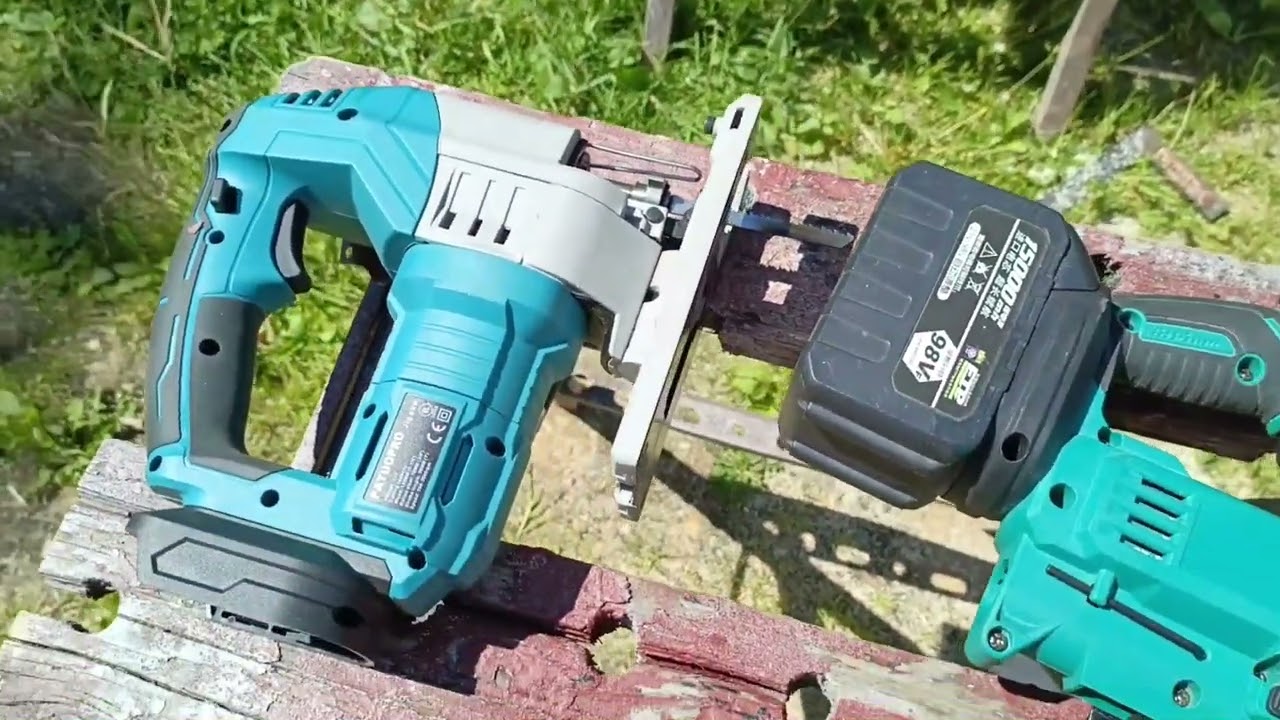 Бесщёточный  лобзик с Али не пилит, маятник.