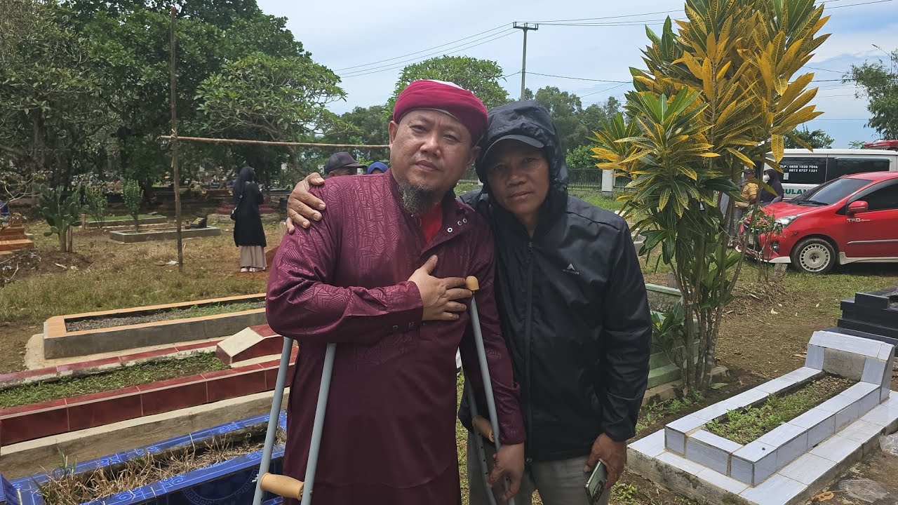 PEMAKAMAN ALM KAKANDA WAHYU SANJAYA BIN HUDORI NASIR DI CIKAUM SUBANG DI HARI 13 ROMADHON