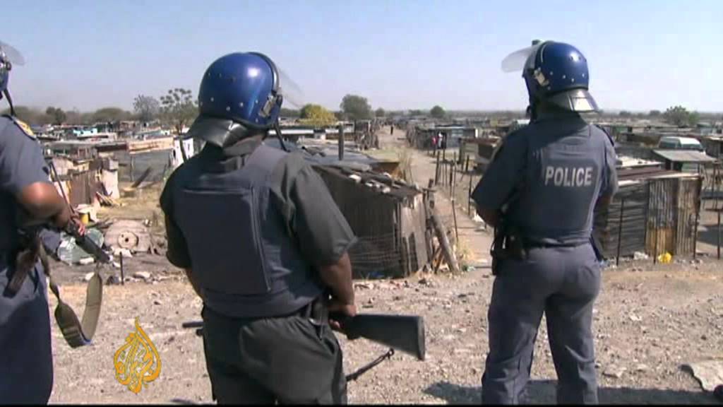 S African strikes continue at world's largest platinum mine