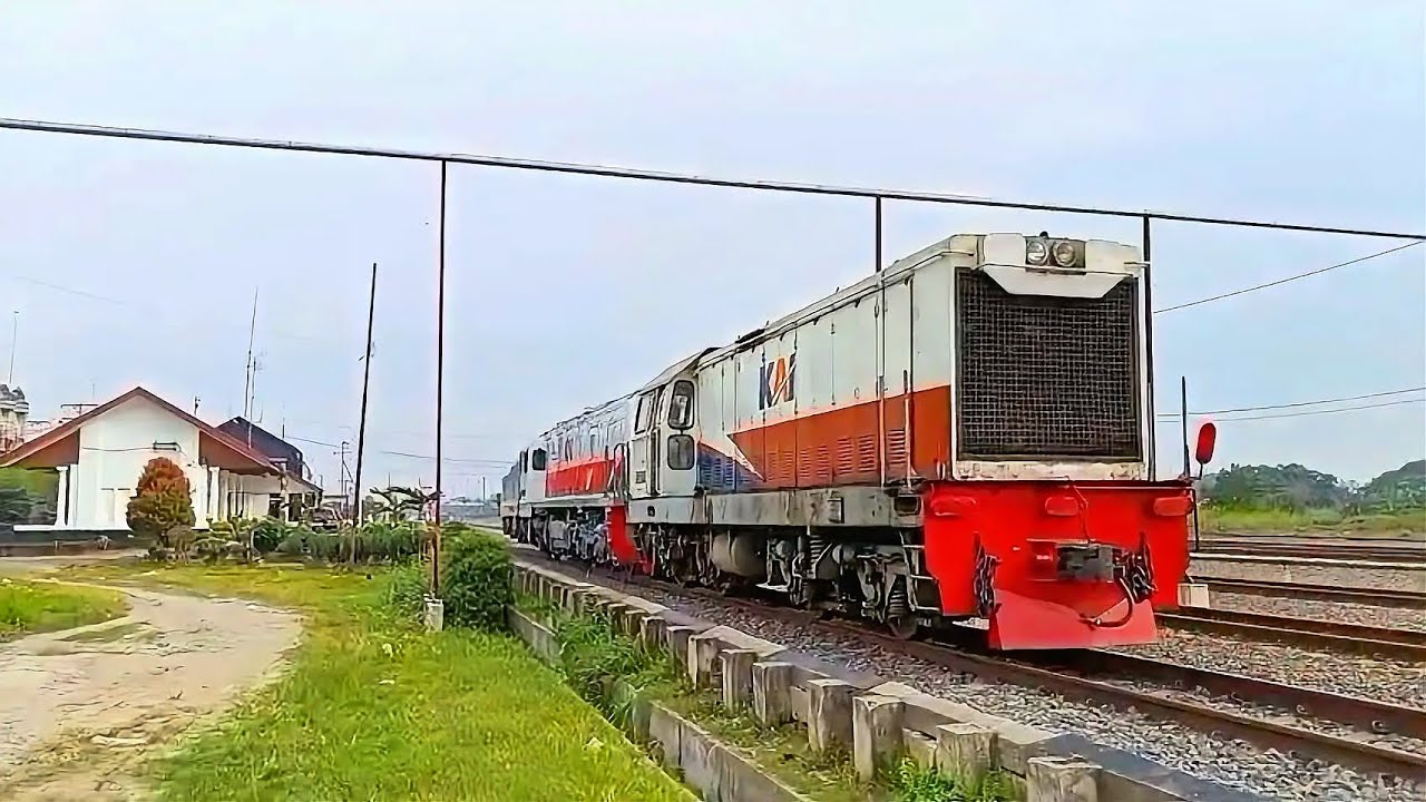 SAYONARA !! Pengiriman Lokomotif BB 203 dan BB 303 Ke Pulau Jawa 