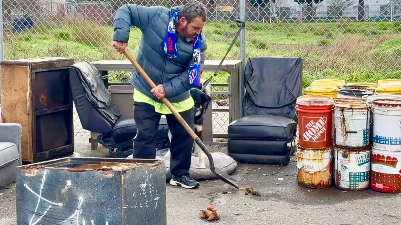 What It&rsquo;s Actually Like Being Homeless!