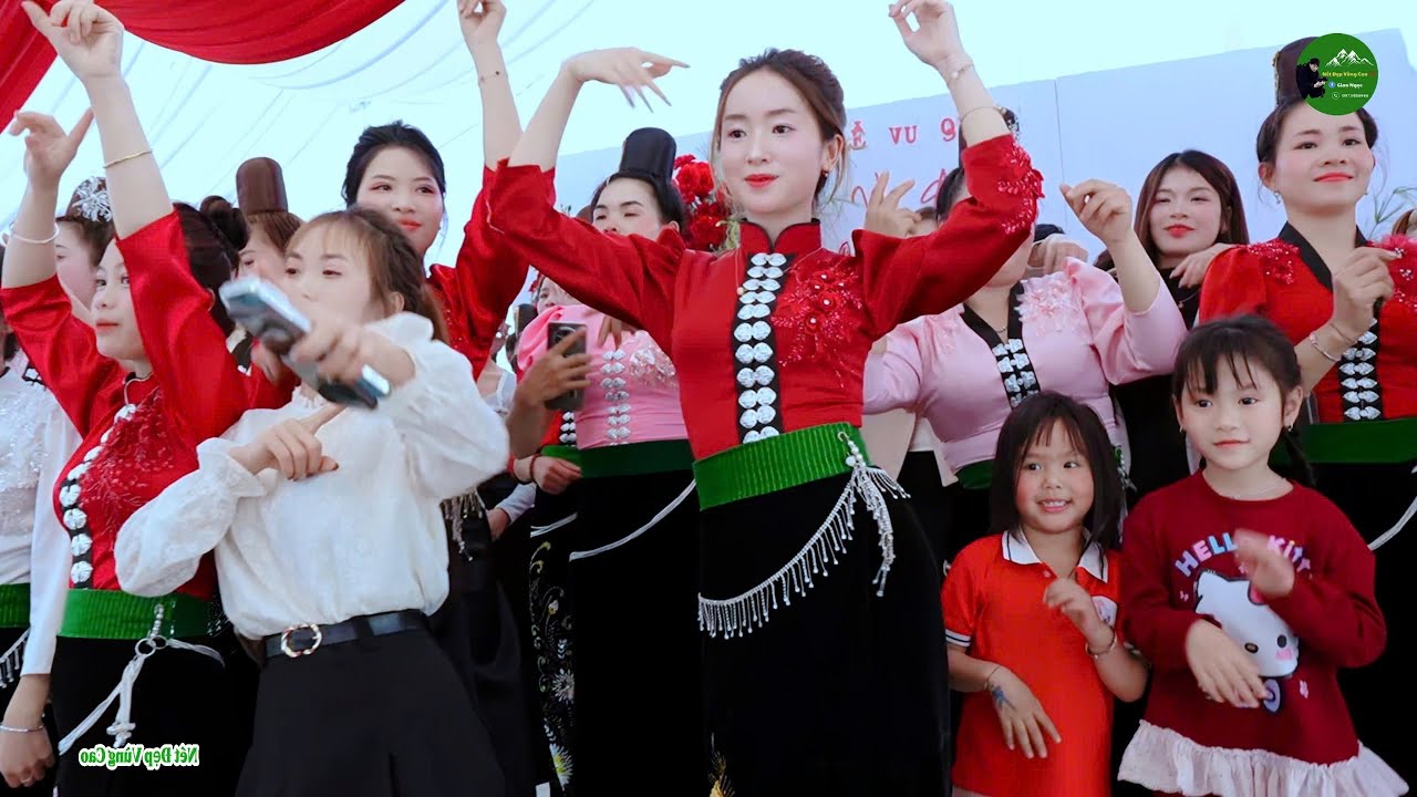 DANCE NHIỆT TÌNH TẠI LỄ VU QUY VÂN ANH & VIỆT CƯỜNG BẢN PÚNG XÃ CHIỀNG MAI TỈNH SƠN LA