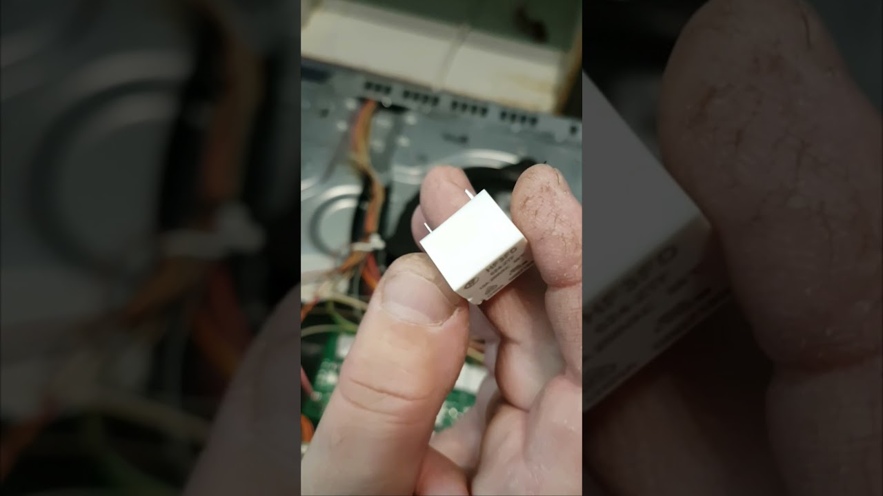 Siemens Backofen Probleme / Kurzschluss, Sicherung springt raus bei Einschalten