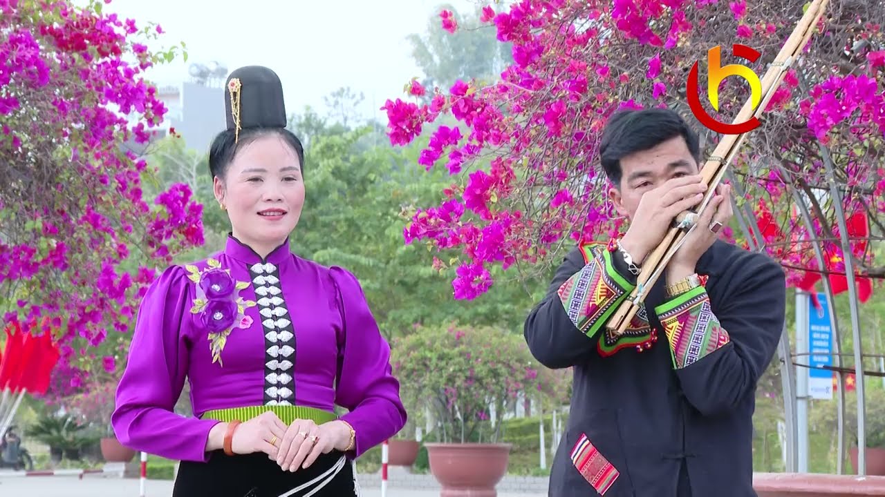 KHẮP TAY SƠN LA: MÂNG ĐẢNG- MÂNG CHIÊNG-TH: LÒ DUYÊN- LÒ VIỆT.  GIỌNG HÁT MUỌT MÀ & SÂU LẮNG.