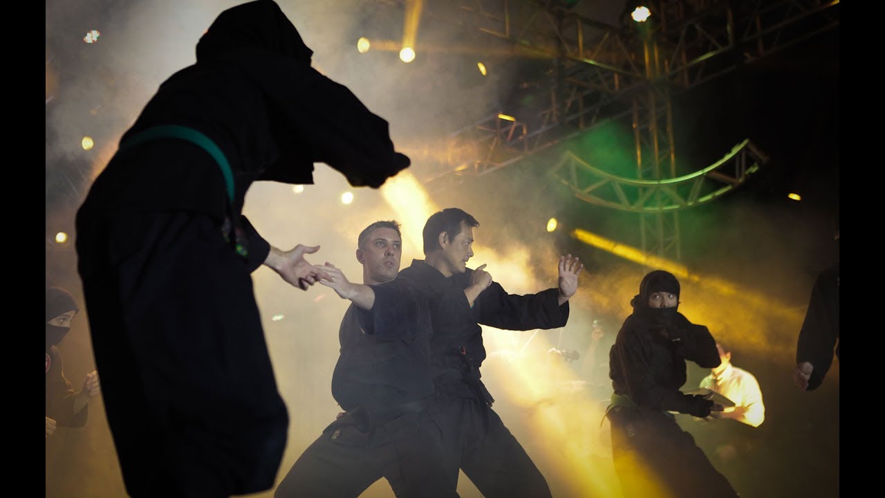 Ninja Jiraya, em combate no Brasil!