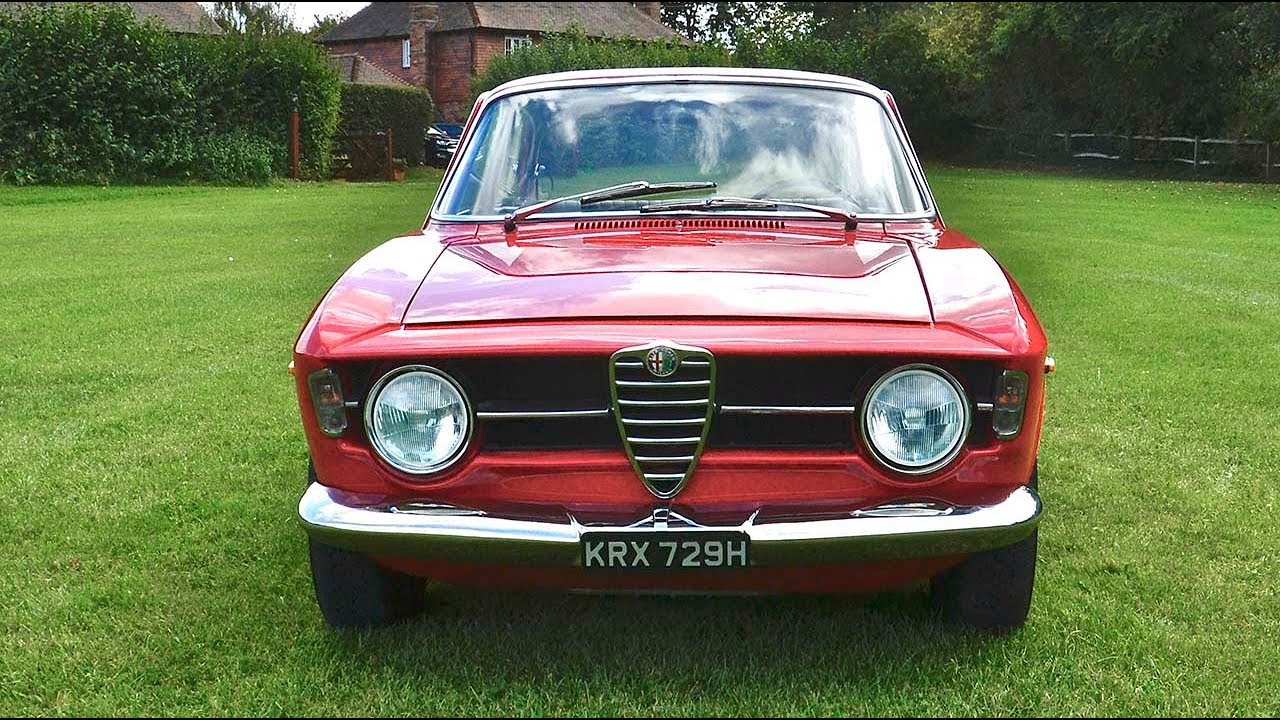Alfa Romeo Giulia GT1300 Junior