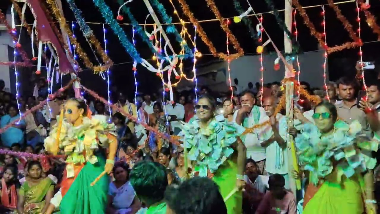 పాలరాతి బొమ్మ పైడి రాతి బొమ్మ.. కోలాటం