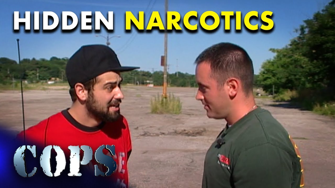 Sock Surprise: Heroin Bust During Traffic Stop 🧦 | Cops TV Show